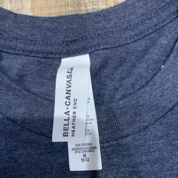 Kids vacation t-shirt M(10/12) - Picture 3 of 4